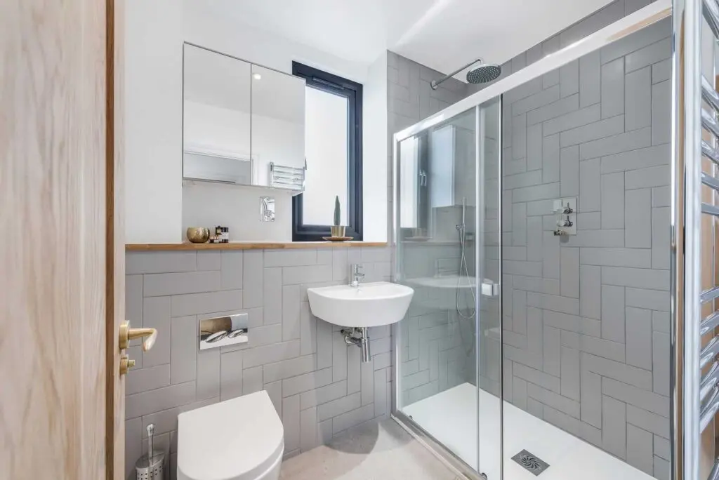 Devonshire – House Conversion to Two Flats in Colliers Wood – architectural project image 3