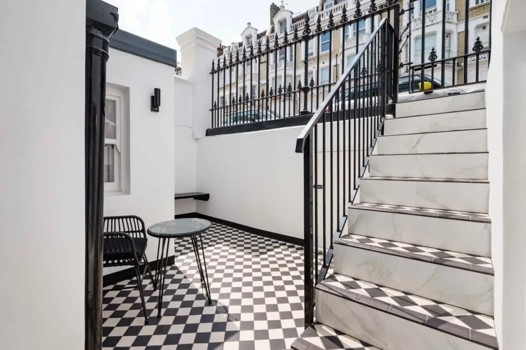 25 Coleherne Road – 10 Studio Apartments in Kensington – architectural project image 5
