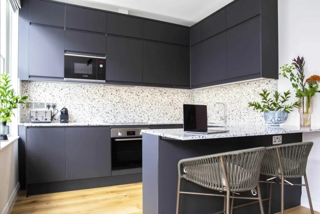 25 Coleherne Road – 10 Studio Apartments in Kensington – architectural project image 11